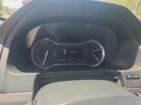 Used 2017 Honda Ridgeline RTL-T image 10