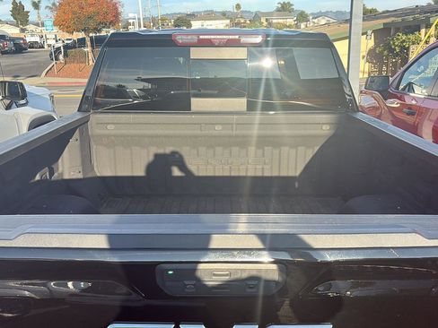 Used 2021 GMC Sierra 1500 Denali w/ Denali Ultimate Package image 23