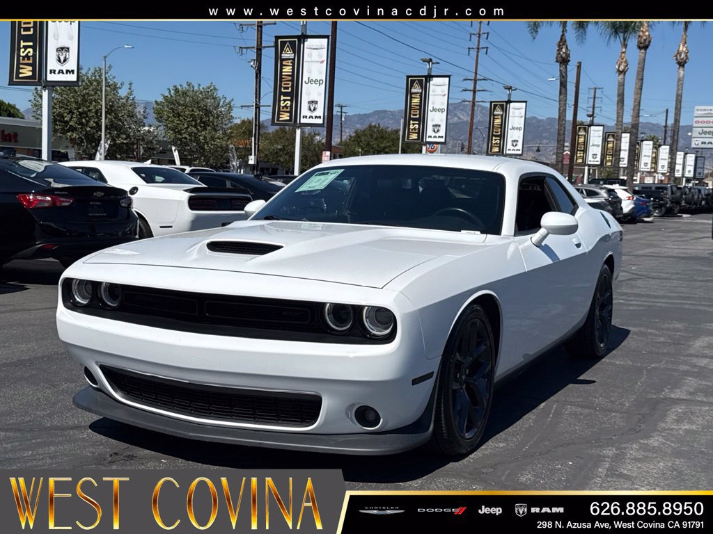 Used 2021 Dodge Challenger GT w/ Blacktop Package RWD image 4