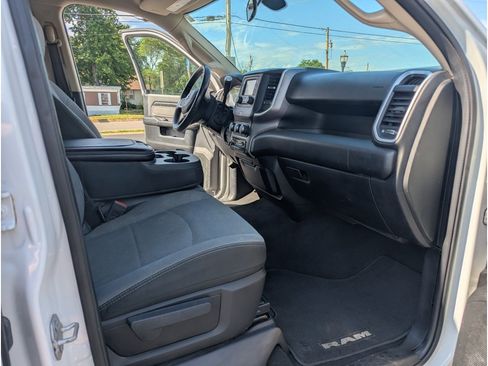 Used 2020 RAM 2500 Big Horn AWD/4WD image 16