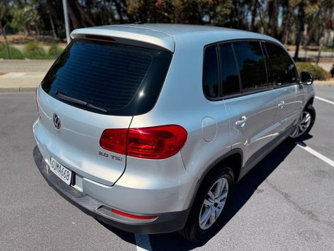 Used 2012 Volkswagen Tiguan S FWD image 23