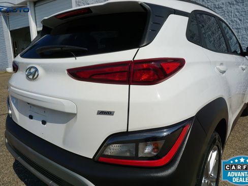 Used 2022 Hyundai Kona SEL w/ Cargo Package AWD/4WD image 11