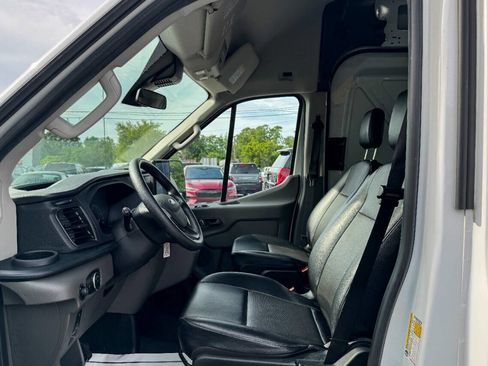 Used 2022 Ford E-Transit 148 High Roof Extended RWD image 15