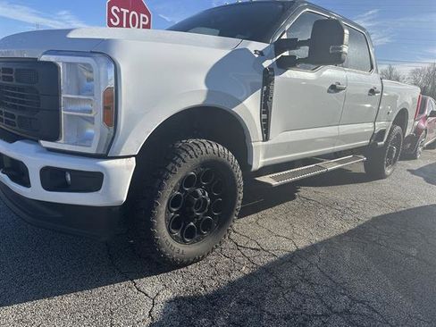 Used 2023 Ford F250 XLT w/ Snow Plow Prep Package image 2