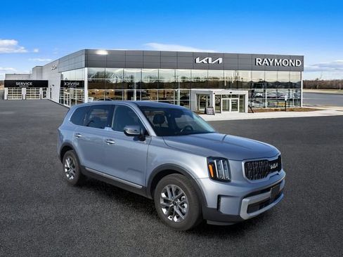 Used 2024 Kia Telluride LX AWD/4WD image 1