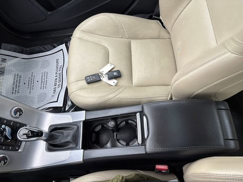 Used 2017 Volvo S60 T5 Dynamic w/ Vision Package image 31