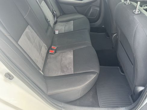 Used 2021 Nissan Sentra SR FWD image 16