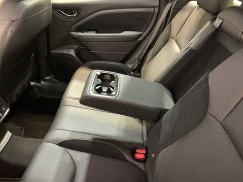 Used 2025 Subaru Forester Touring AWD/4WD image 10