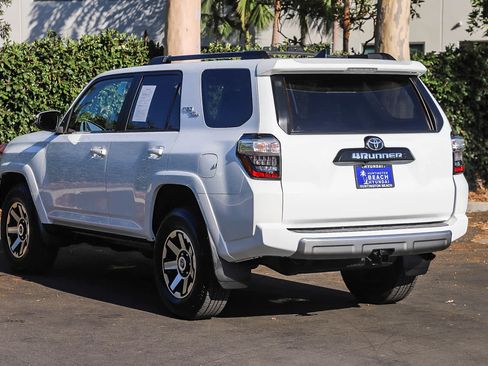 Used 2024 Toyota 4Runner TRD Off-Road Premium w/ Off Road Premium Plus Package AWD/4WD image 8