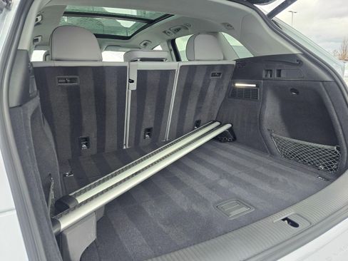 Certified 2025 Audi Q5 2.0T Premium Plus w/ Premium Plus Package AWD/4WD image 21