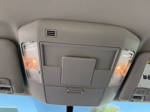 Used 2016 Toyota Tundra SR5 image 26