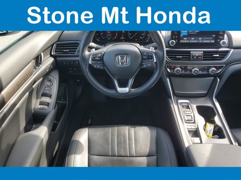 Used 2022 Honda Accord Touring image 15