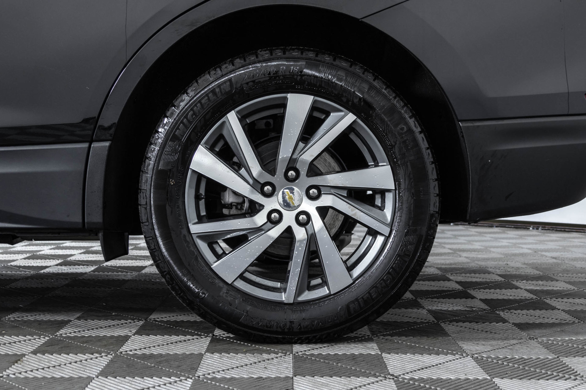 Used 2024 Chevrolet Equinox LT w/ LPO, Floor Liner Package AWD/4WD image 45