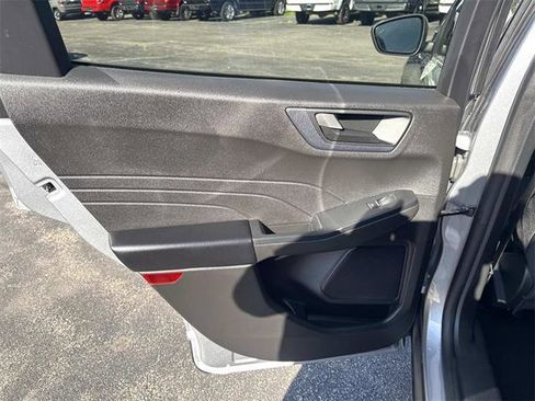 Used 2024 Ford Escape Active image 83