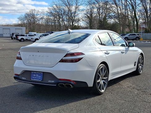 Used 2023 Genesis G70 2.0T image 7