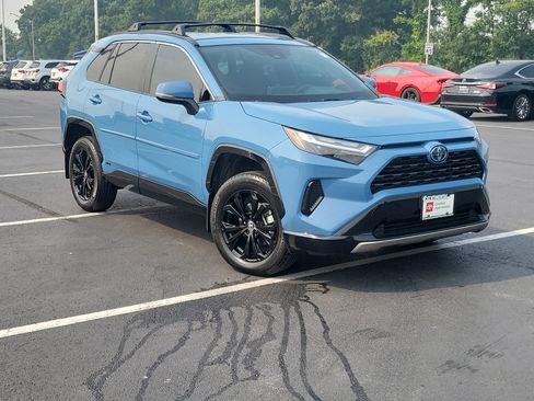 Certified 2024 Toyota RAV4 SE AWD/4WD image 31