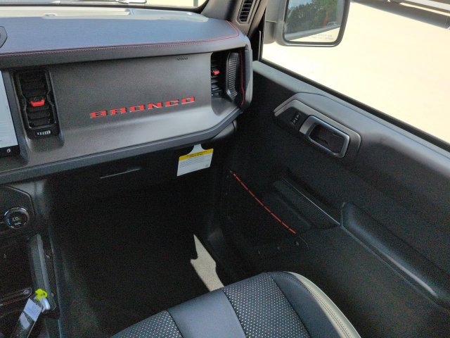 New 2026 Ford Bronco Raptor w/ Interior Carbon Fiber Pack AWD/4WD image 16