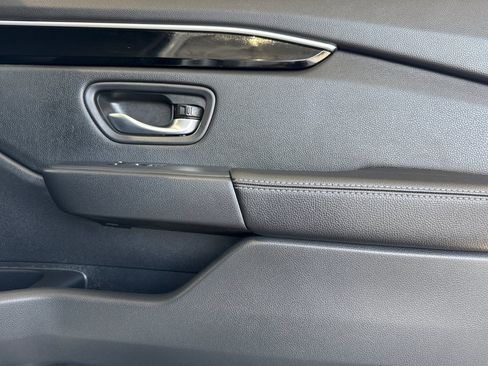Used 2026 Honda Pilot EX-L image 23