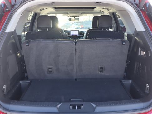 Used 2023 Ford Explorer Limited w/ Equipment Group 301A image 35