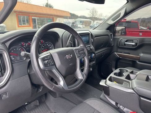 Used 2022 Chevrolet Silverado 1500 RST image 4