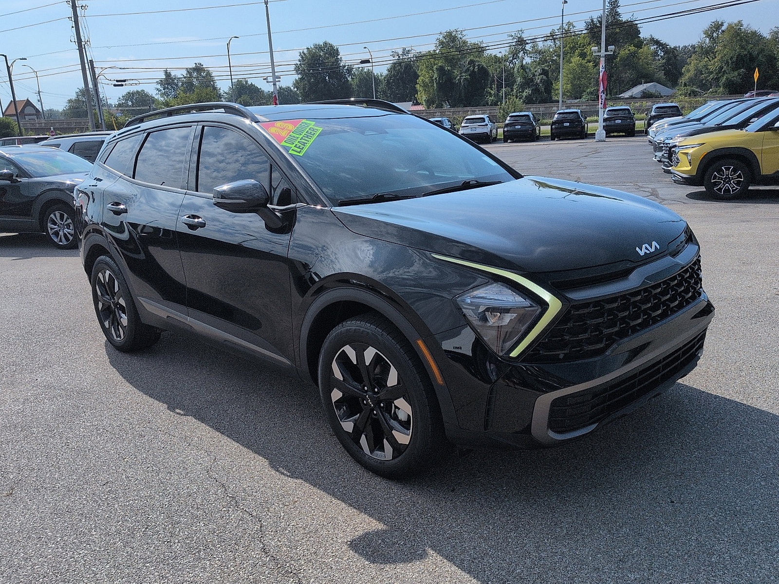 Used 2023 Kia Sportage X-Line w/ X-Line Premium Package AWD/4WD image 1