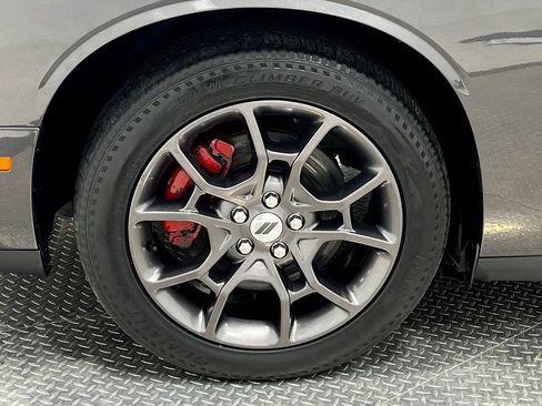 Used 2018 Dodge Challenger GT image 33