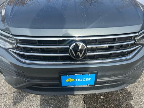 Used 2024 Volkswagen Tiguan SE image 6