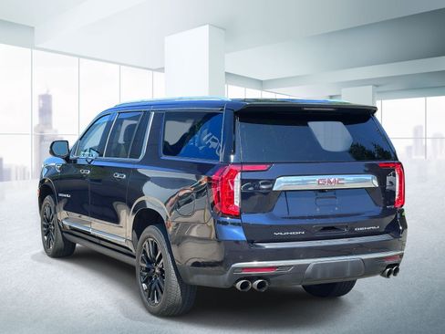Used 2021 GMC Yukon XL Denali w/ Denali Premium Package AWD/4WD image 3