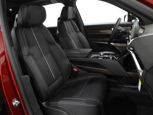 New 2026 Cadillac Vistiq Sport w/ LPO, Floor Liner Package image 16