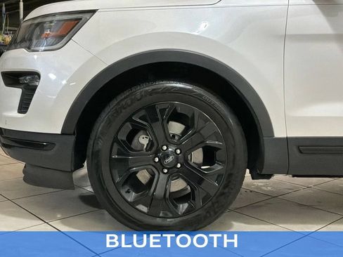 Used 2019 Ford Explorer Sport w/ Equipment Group 401A AWD/4WD image 15
