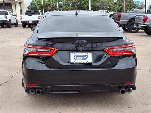 Used 2022 Toyota Camry XSE image 6