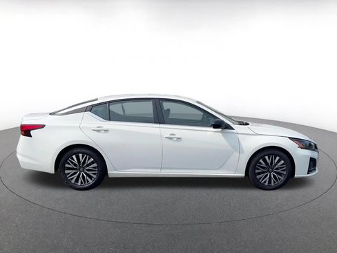 Used 2026 Nissan Altima 2.5 SV FWD image 16