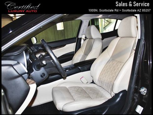 Used 2016 Nissan Maxima Platinum w/ Interior Lighting Package image 13