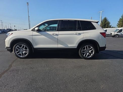 Used 2024 Honda Passport EX-L image 8