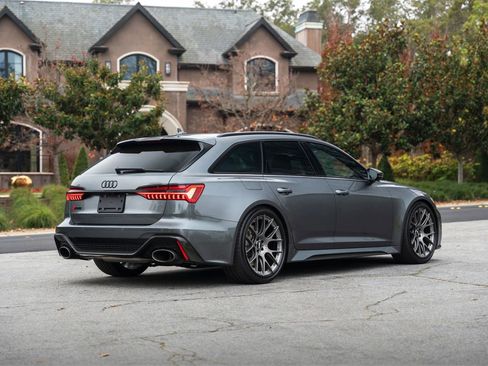 Used 2022 Audi RS 6 image 7