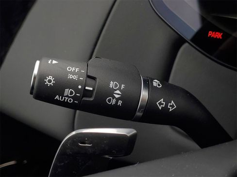 New 2026 Land Rover Range Rover Sport SE image 16