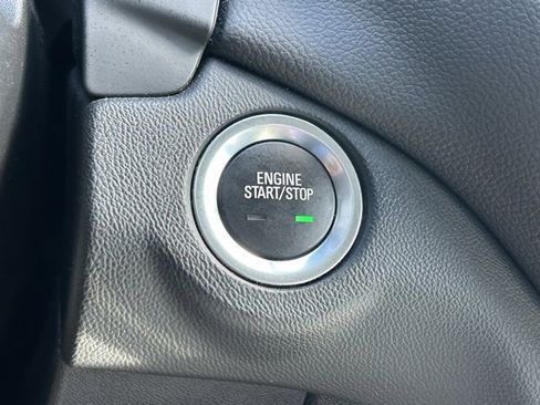 Used 2022 Chevrolet Equinox LT image 26