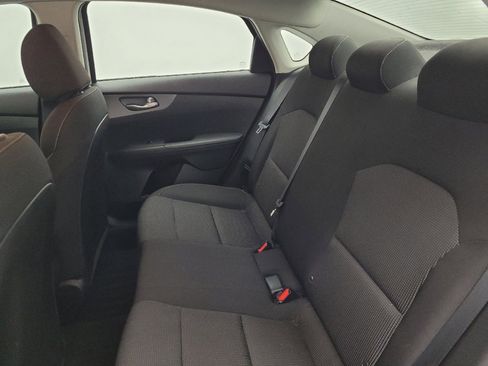 Used 2019 Kia Forte Sedan FWD image 18