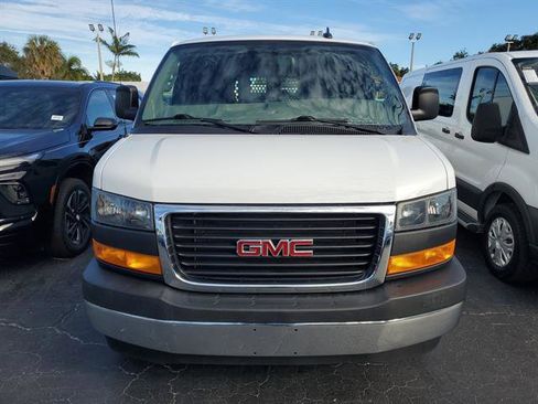 Used 2024 GMC Savana 2500 2500 U w/ Driver Convenience Package image 2