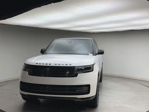 New 2026 Land Rover Range Rover SE image 7