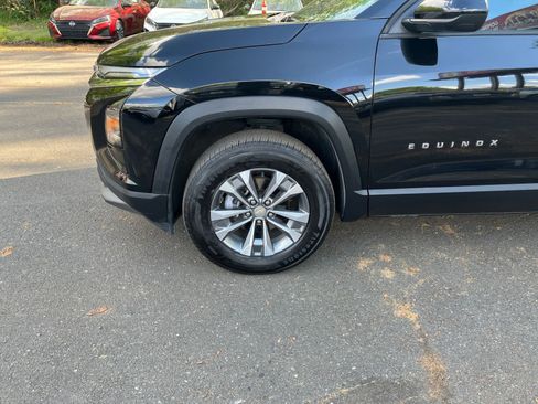 Used 2025 Chevrolet Equinox LT image 30