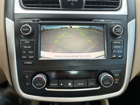 Used 2016 Nissan Altima 2.5 SV w/ Convenience Package FWD image 17