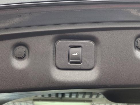 Used 2017 INFINITI QX60 AWD w/ Premium Plus Package image 18