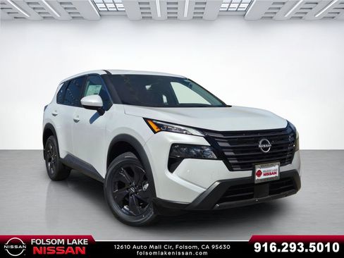 New 2026 Nissan Rogue SV FWD image 1