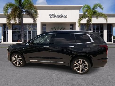 Used 2023 Cadillac XT6 Premium Luxury FWD image 9