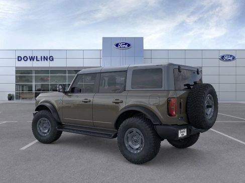 New 2025 Ford Bronco Outer Banks w/ Sasquatch Package image 4