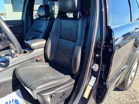 Used 2014 Jeep Grand Cherokee Overland image 18