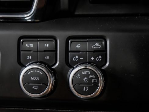 Used 2024 GMC Sierra 2500 Denali Ultimate AWD/4WD image 24