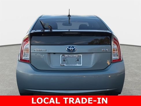 Used 2015 Toyota Prius Four image 6
