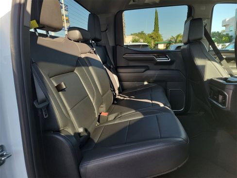 Used 2022 GMC Sierra 1500 SLT w/ SLT Convenience Package image 21